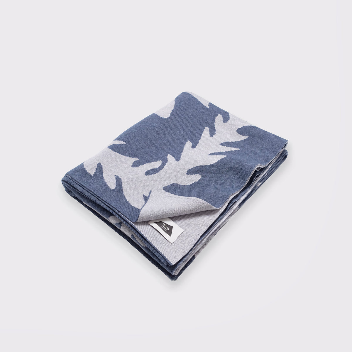 Ti Leaf Jacquard Throw Blanket